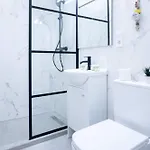 Silverlight 2bedroom D40 부다페스트